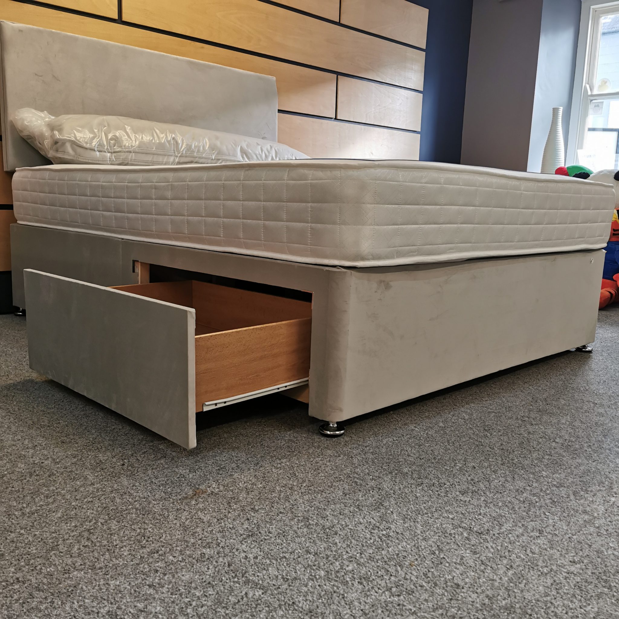 Divan Bases Beds Today